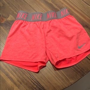 Girls Nike shorts size medium